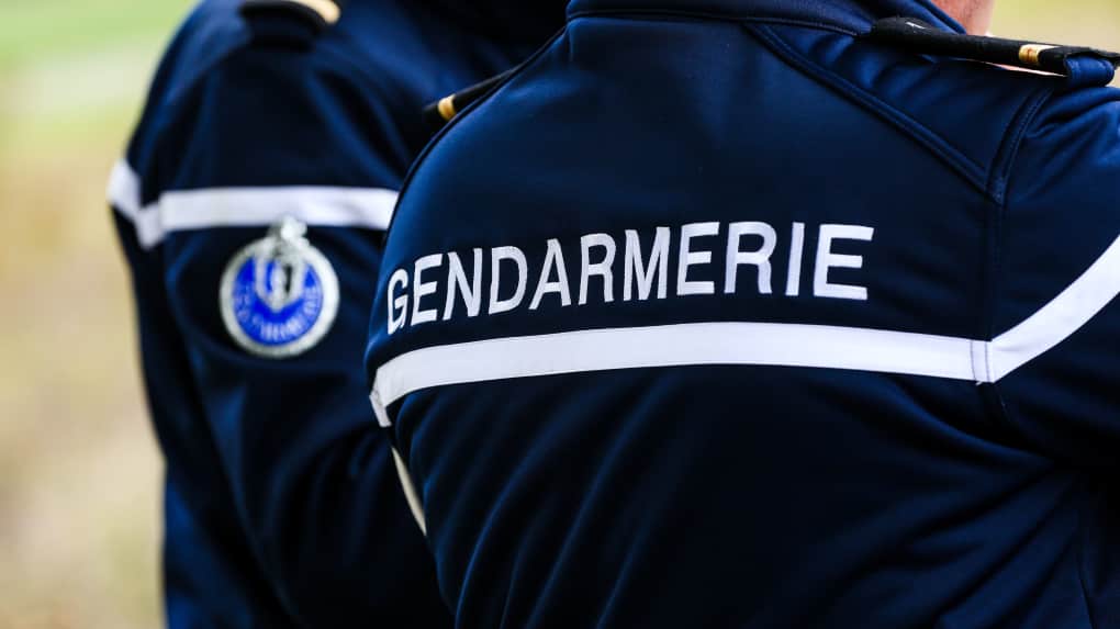 Devenir Gendarme Fiche Métier Formation Salaire Débouchés